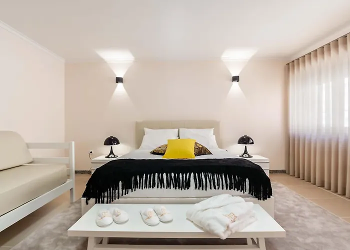 בית הארחה Pinheiro Cardoso פורטו