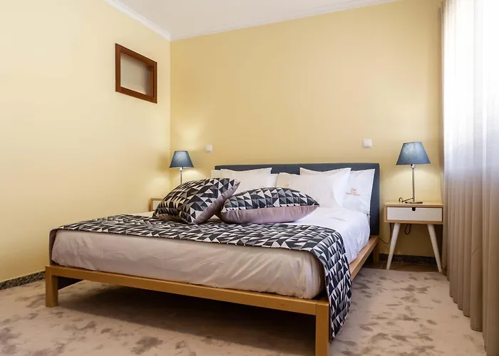 Pinheiro Cardoso פורטו